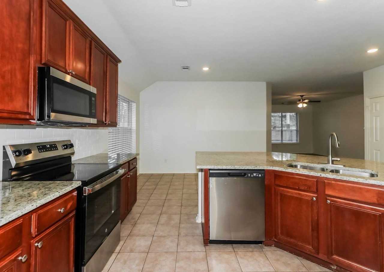 5113 Forest Sage Ln - Photo 4 of 13