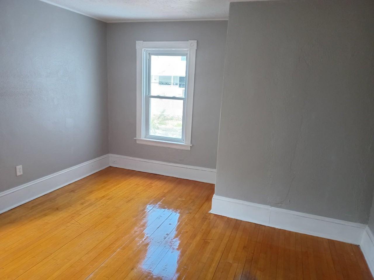 88 Marshall St #3 - Photo 2 of 10