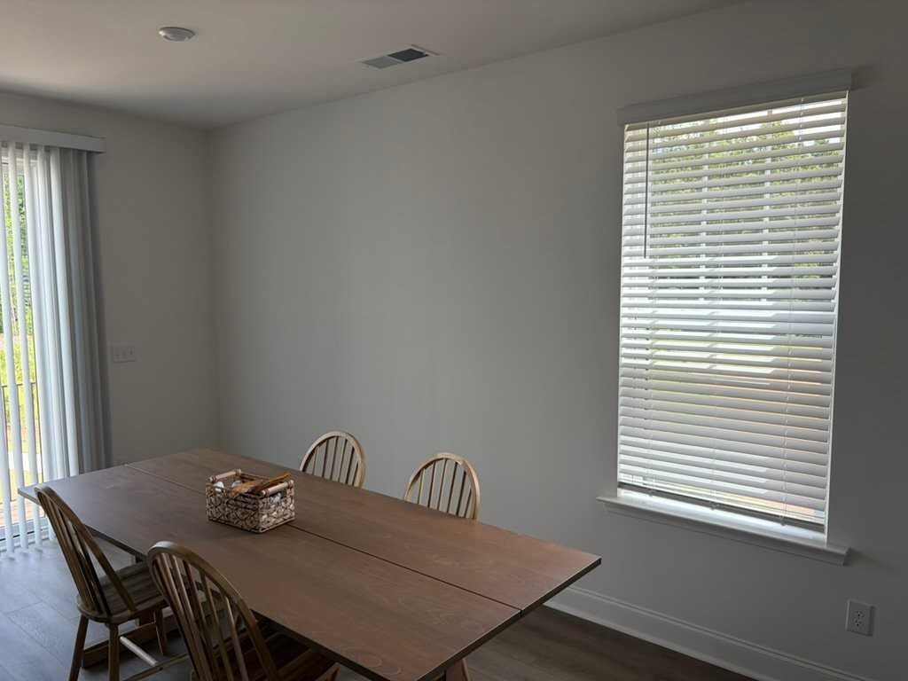 15359 Ballancroft Pkwy - Photo 7 of 17