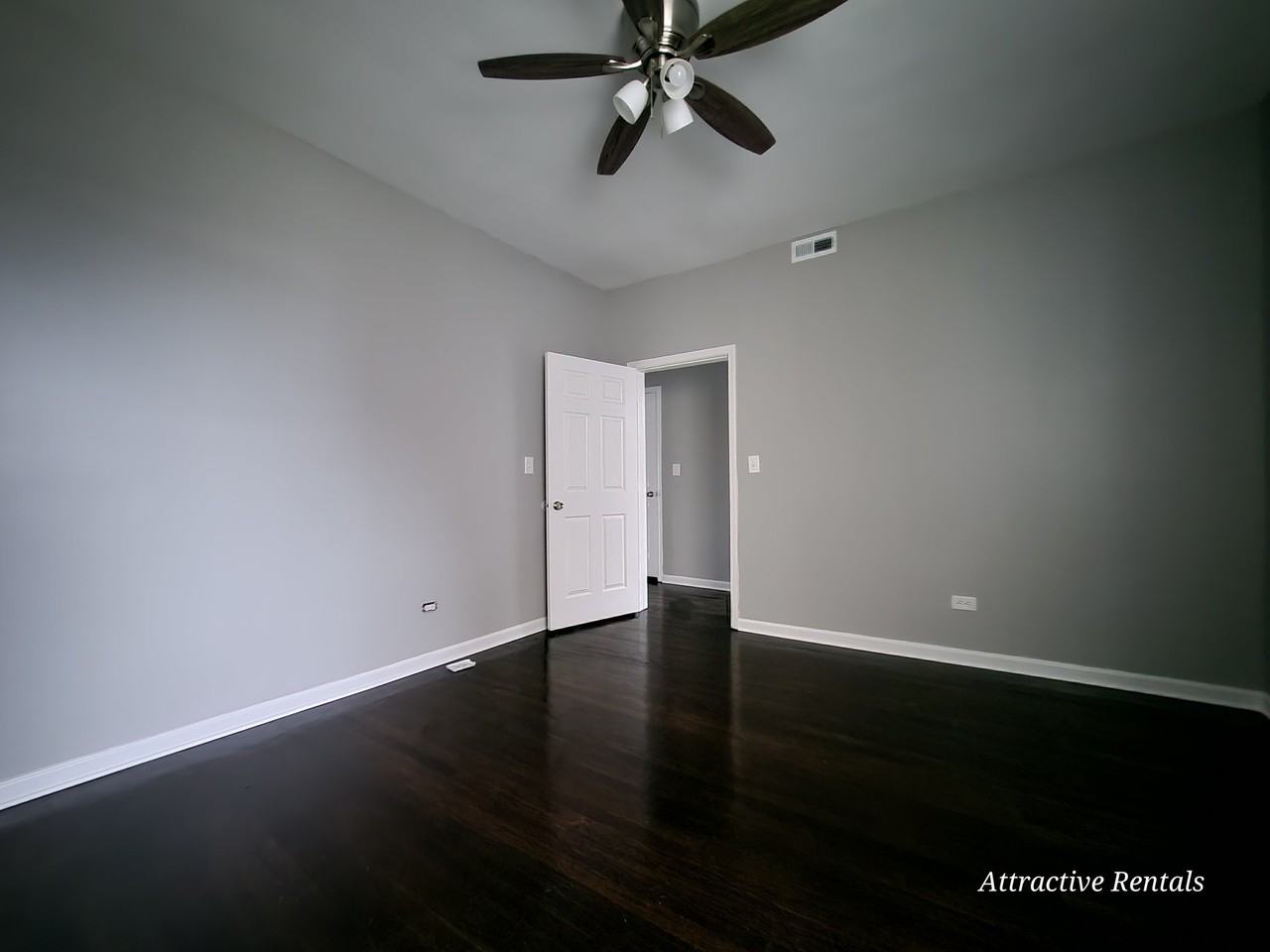 3656 S Indiana Ave - Photo 7 of 16