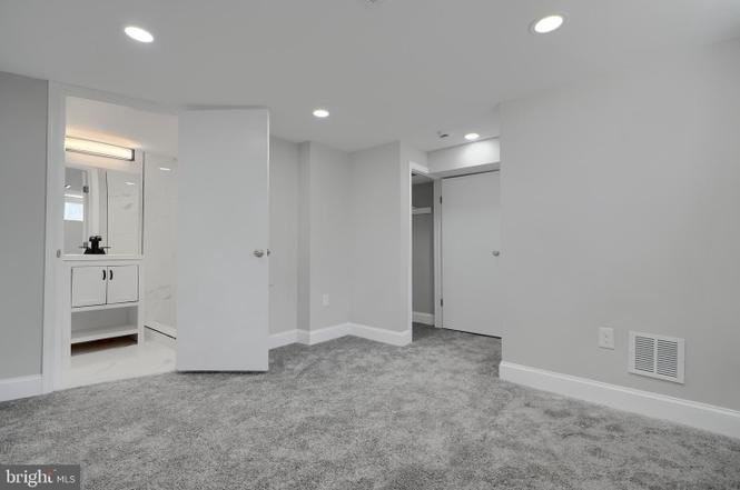 2448 Shirley Ave - Photo 5 of 20