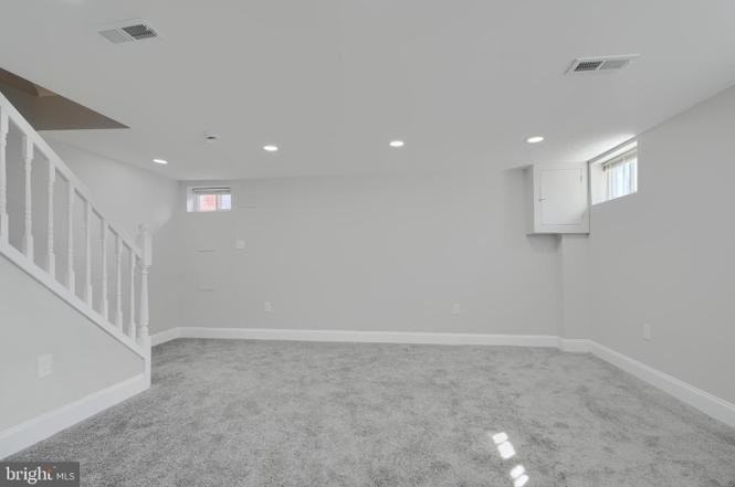 2448 Shirley Ave - Photo 6 of 20