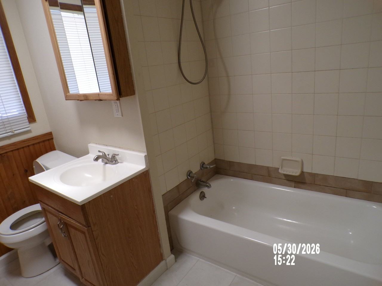1137 Florence Ave - Photo 6 of 17