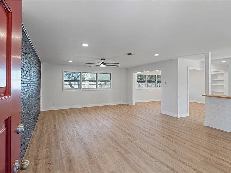 629 Peerman Pl - Photo 3 of 13