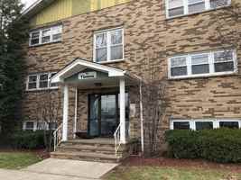 featured image of 28 W Elizabeth Ave