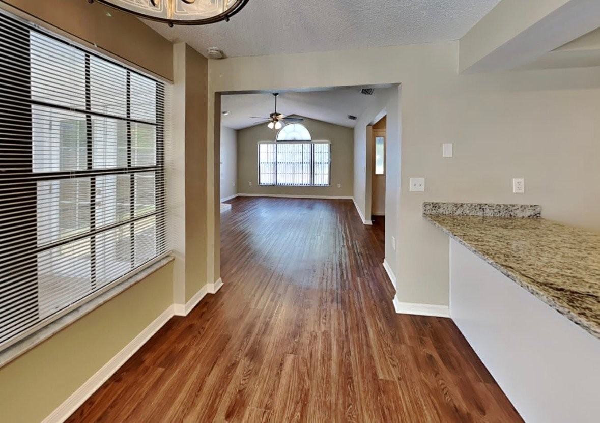 6 Lake Daisy Blvd - Photo 3 of 10