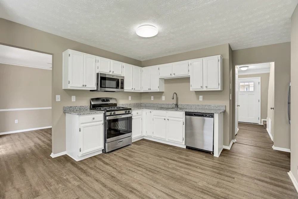 4926 Windsor Downs Ln - Photo 3 of 10