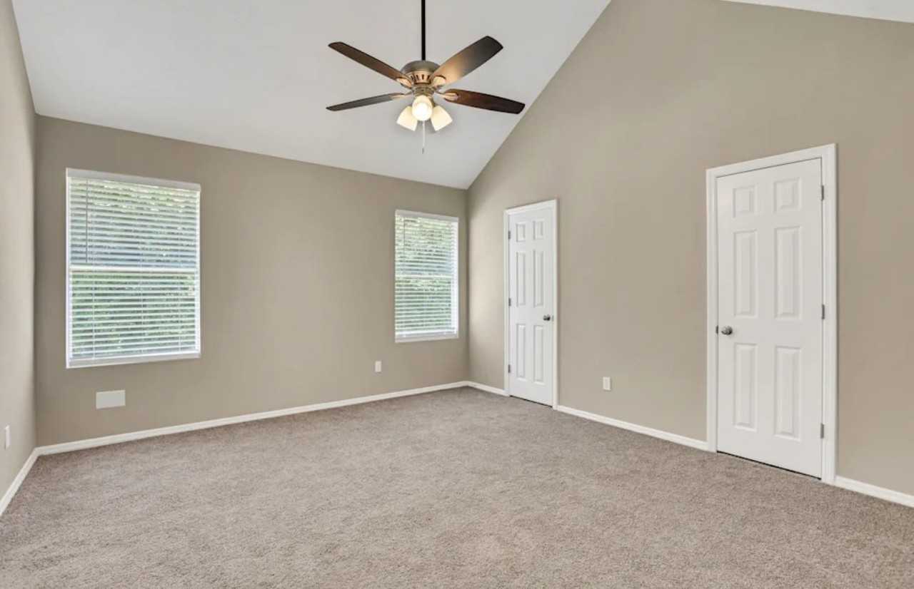 4926 Windsor Downs Ln - Photo 5 of 10