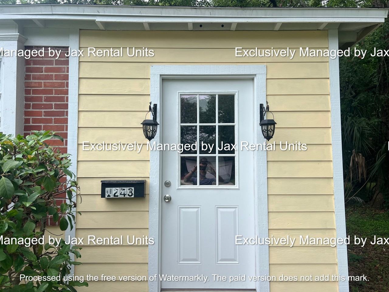 1243 Stimson St - Photo 3 of 16