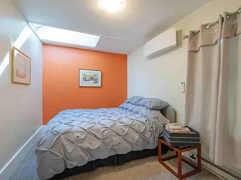 2431 Potter St - Photo 6 of 9
