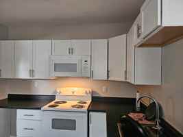 featured image of 613 Poplar St #B