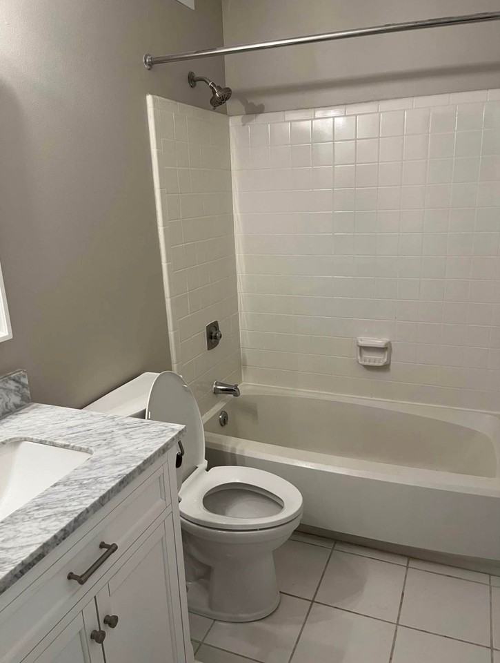 2901 Heathstead Pl #G - Photo 6 of 8