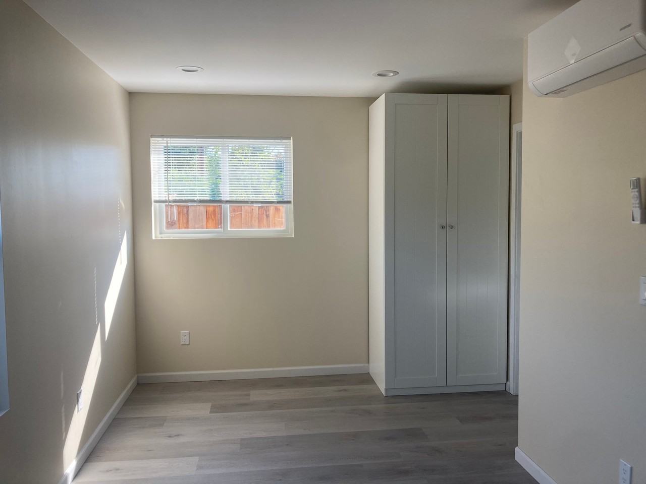 1832 Eisenhower Dr #B - Photo 4 of 16
