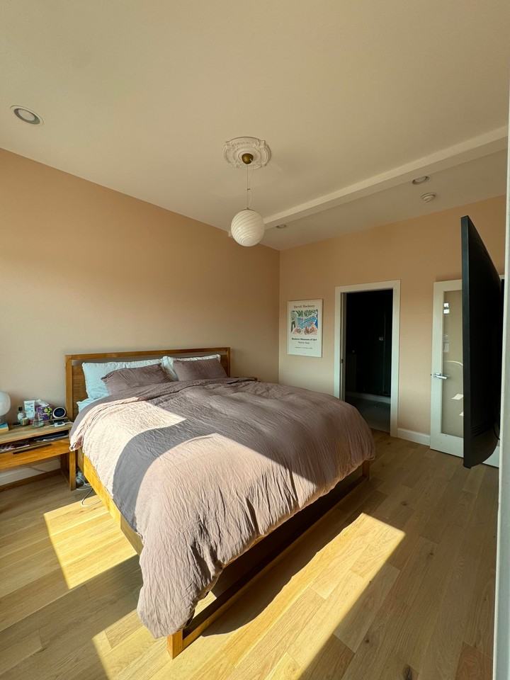 1314 Crease St - Photo 6 of 14