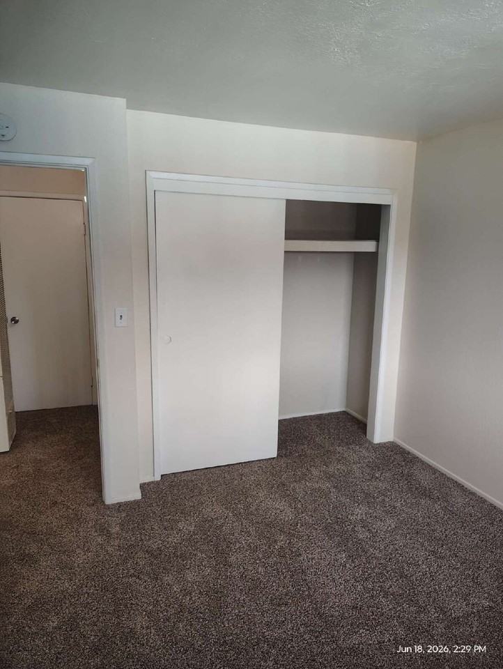 2125 North Ave #24