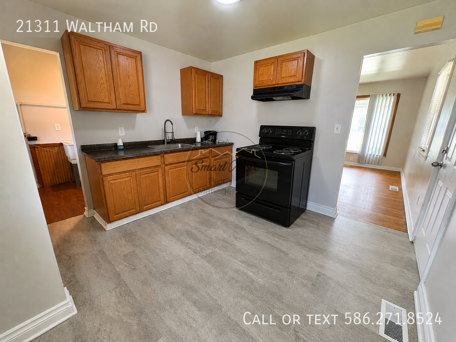 21311 Waltham Rd - Photo 4 of 16