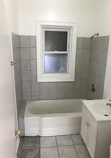 10925 South Vernon Avenue #2 - Photo 6 of 6