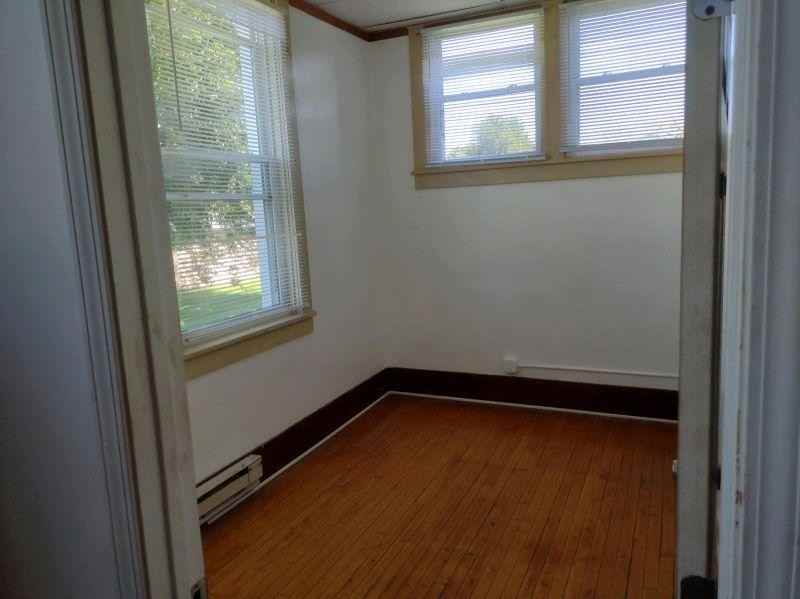 120 Brown St #7 - Photo 4 of 6