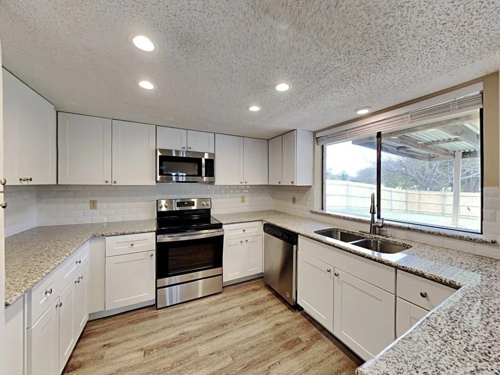 428 Newcastle Dr #NA - Photo 4 of 11