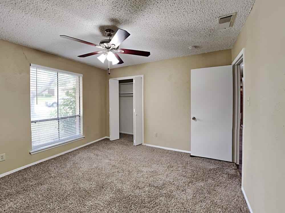 428 Newcastle Dr #NA - Photo 5 of 11