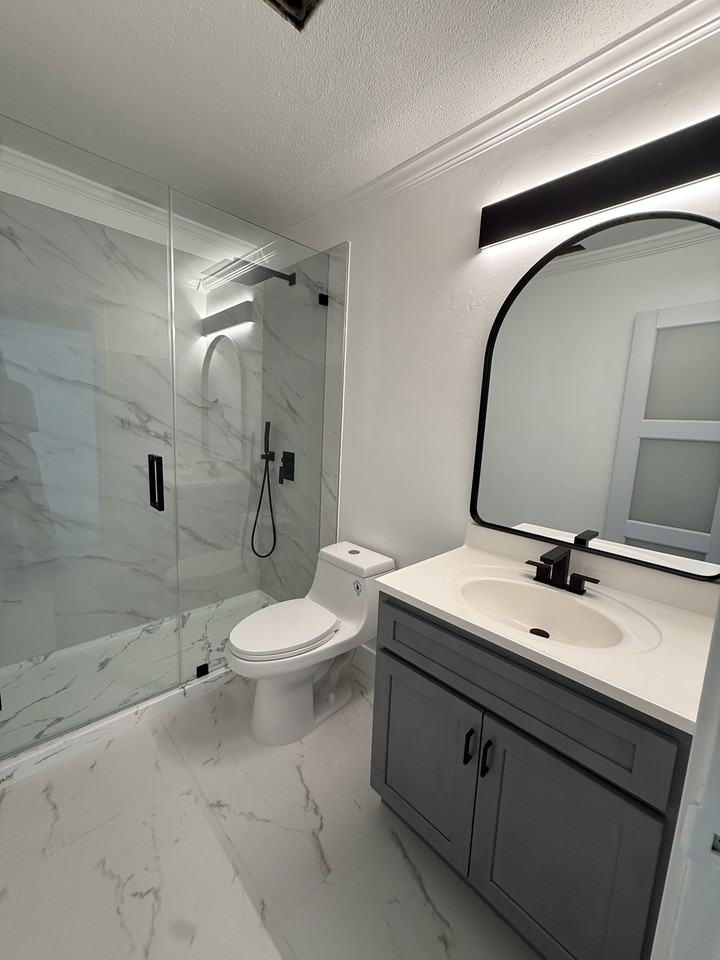 1072 N Alhambra Cir #A - Photo 5 of 10