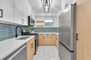 featured image of 5700 Arlington Ave #5D