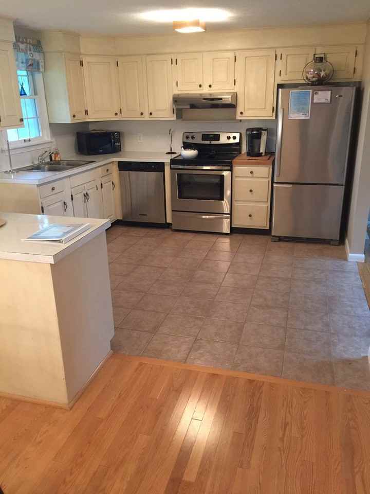 3 3 Feake Ave  *winter Rental #NA - Photo 4 of 16