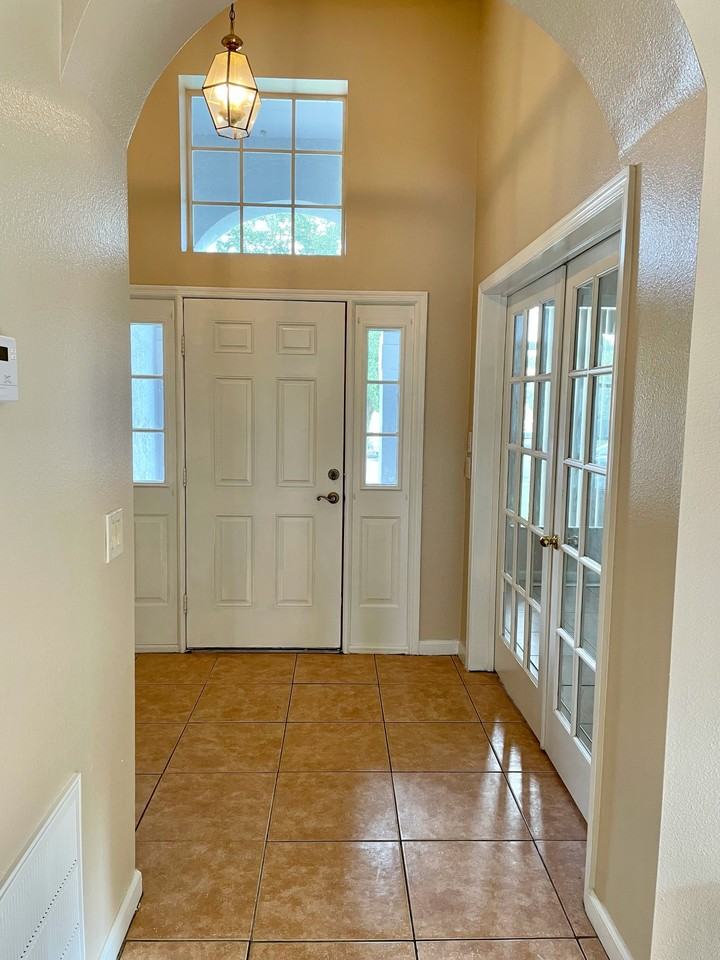 13676 Hawk Lake Dr #NA - Photo 3 of 10