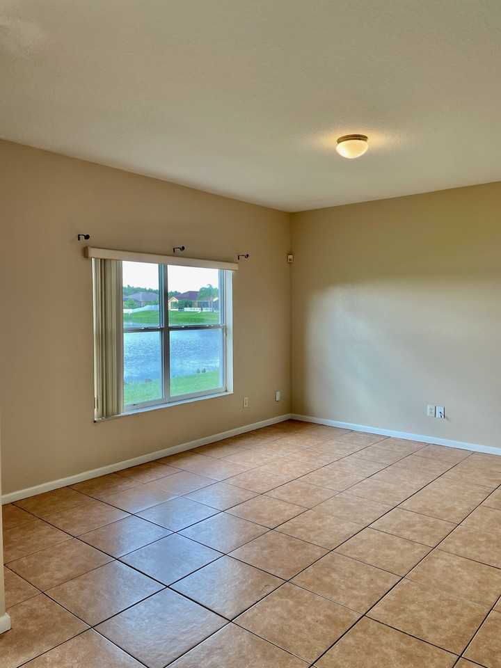 13676 Hawk Lake Dr #NA - Photo 5 of 10