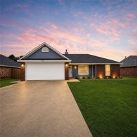 featured image of 1309 E Kara Ln