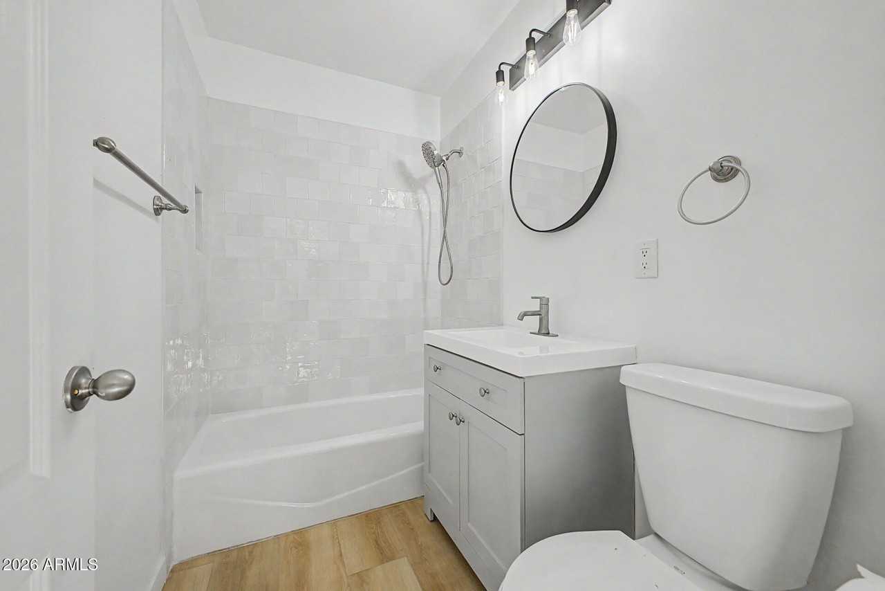 156 W Highland Ave - Photo 6 of 11
