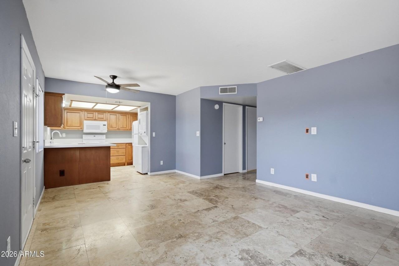 3635 N 37th St #7 - Photo 7 of 29