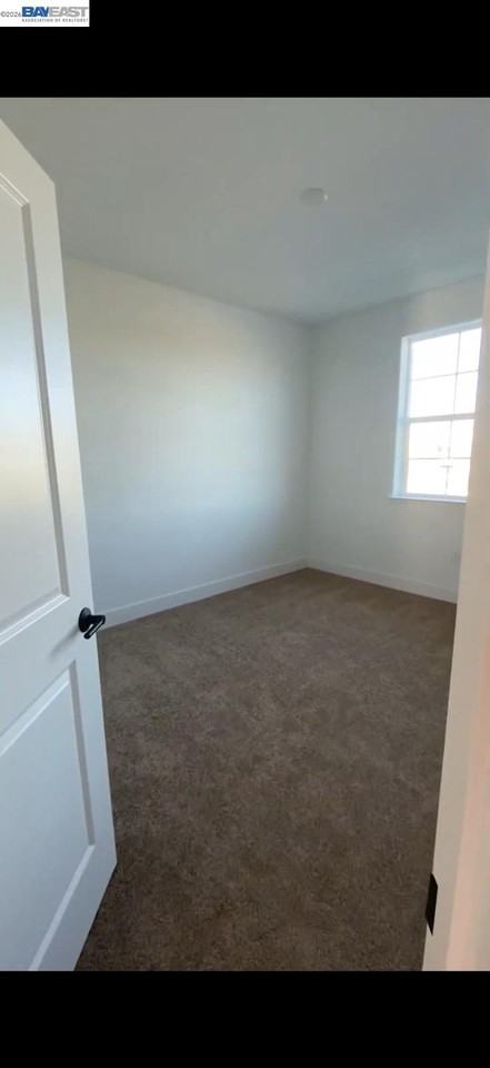 1509 Adelsheim Ave - Photo 4 of 6
