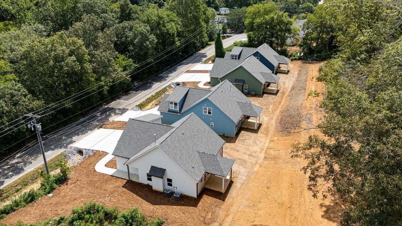 4805 Green Shanty Rd - Photo 6 of 32