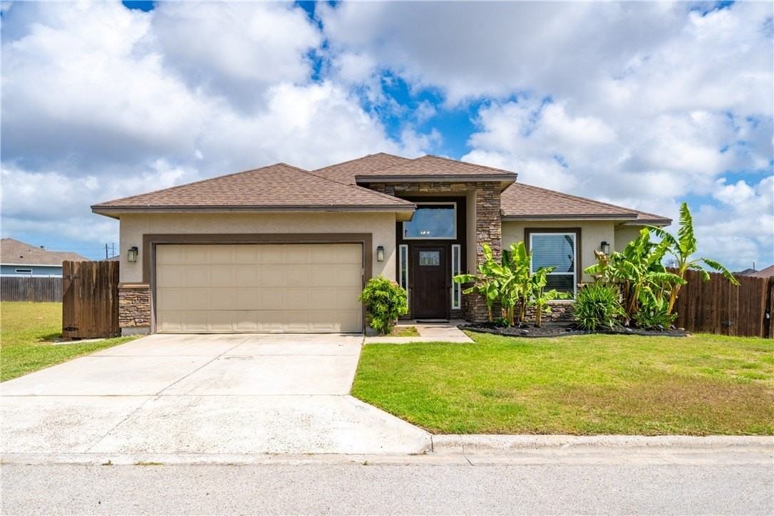 7214 S Lake Bliss Cir - Photo 2 of 33