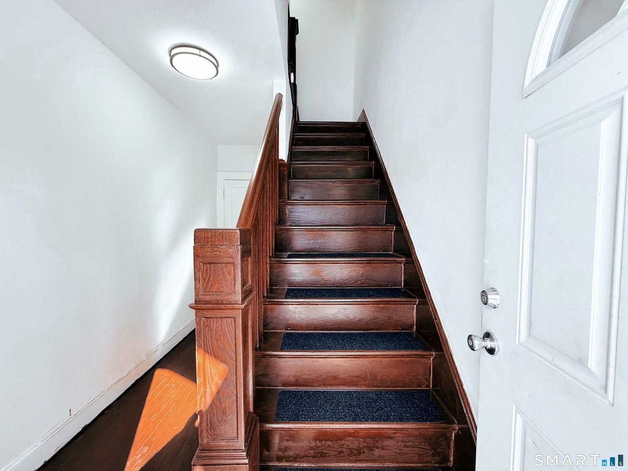 8 Garden St #FL2 - Photo 2 of 10