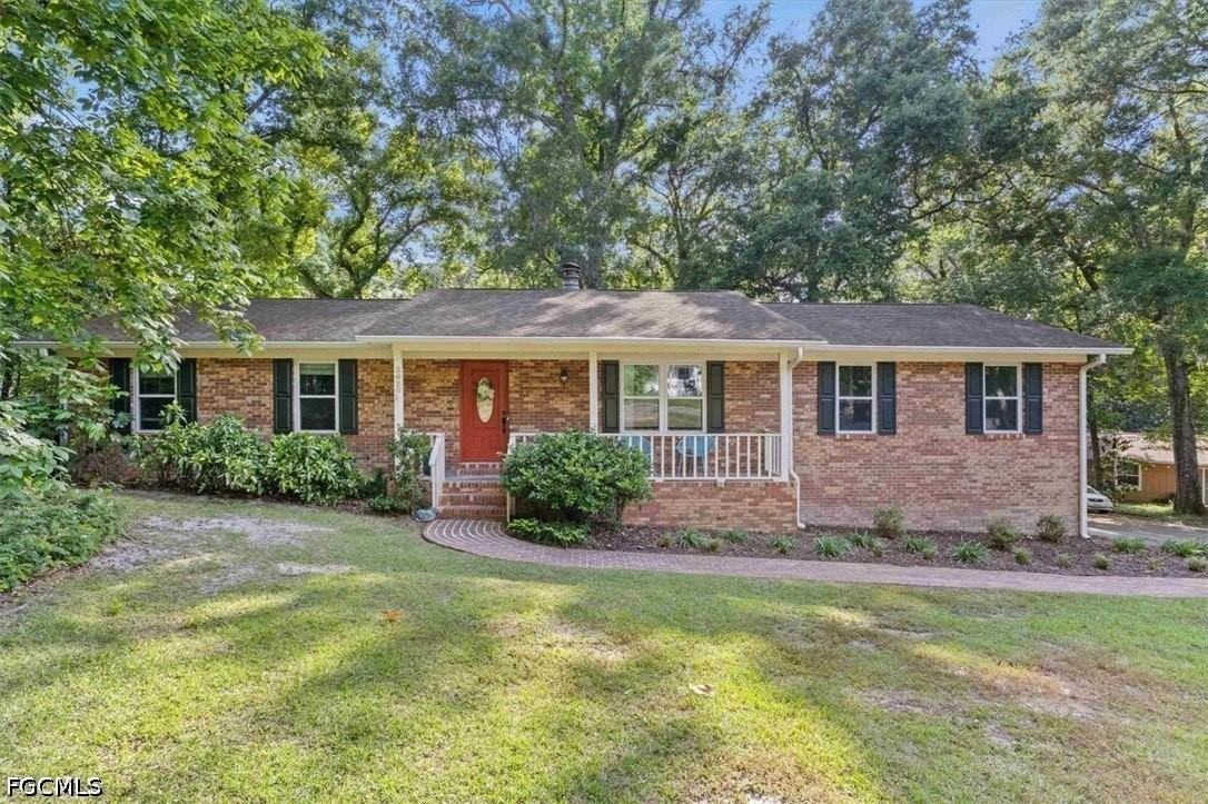 3620 Barbary Dr