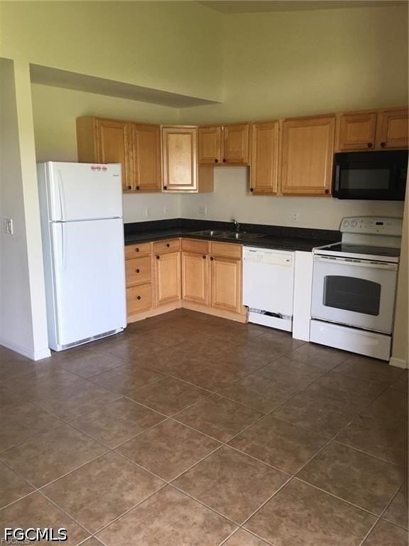 139 Milwaukee Blvd - Photo 3 of 6