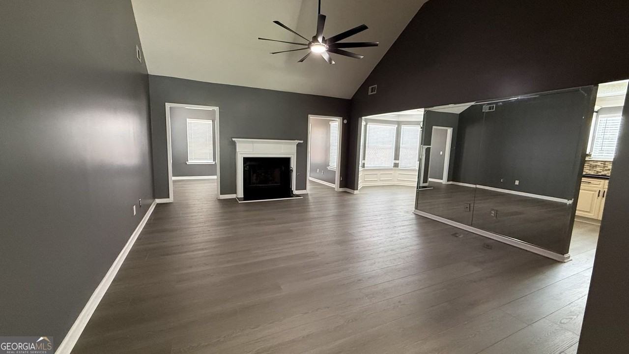 12012 Red Ivy Ln - Photo 3 of 17