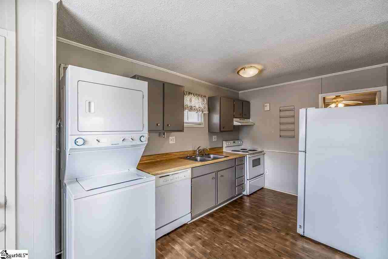 34 Kimbell Ct - Photo 6 of 16