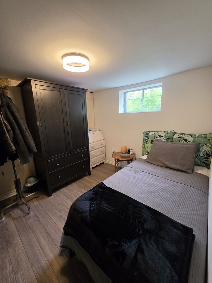 9 Meaford Avenue - Photo 7 of 9