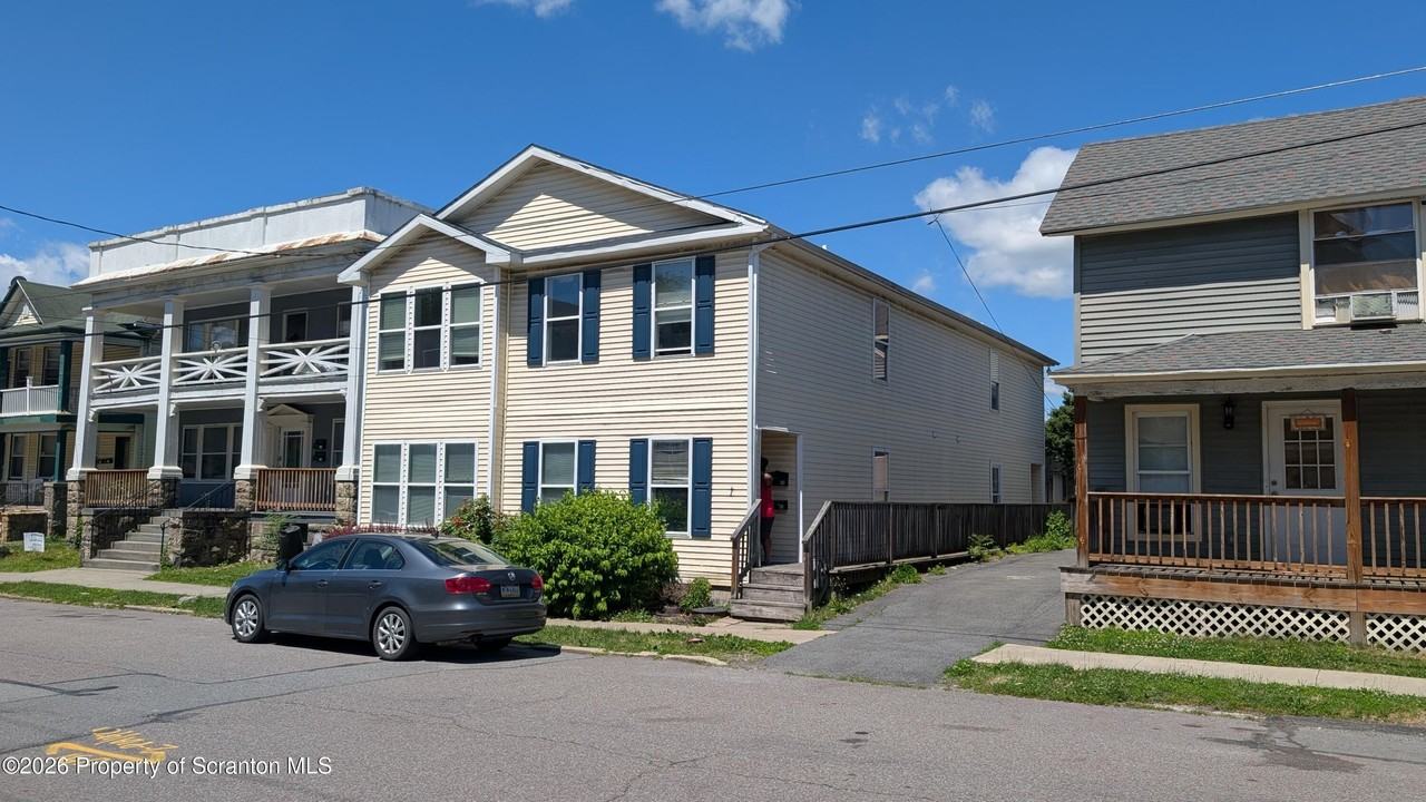 114 Prospect Ave #2 - Photo 5 of 10