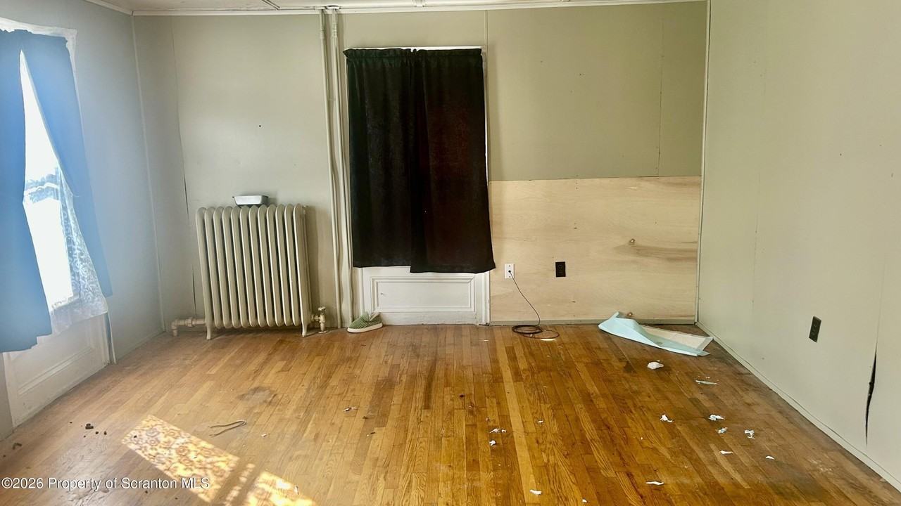 677 Jackson Ave #FL1 - Photo 7 of 8