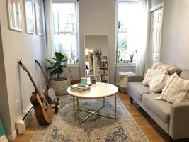 featured image of 466 Monmouth St #2R
