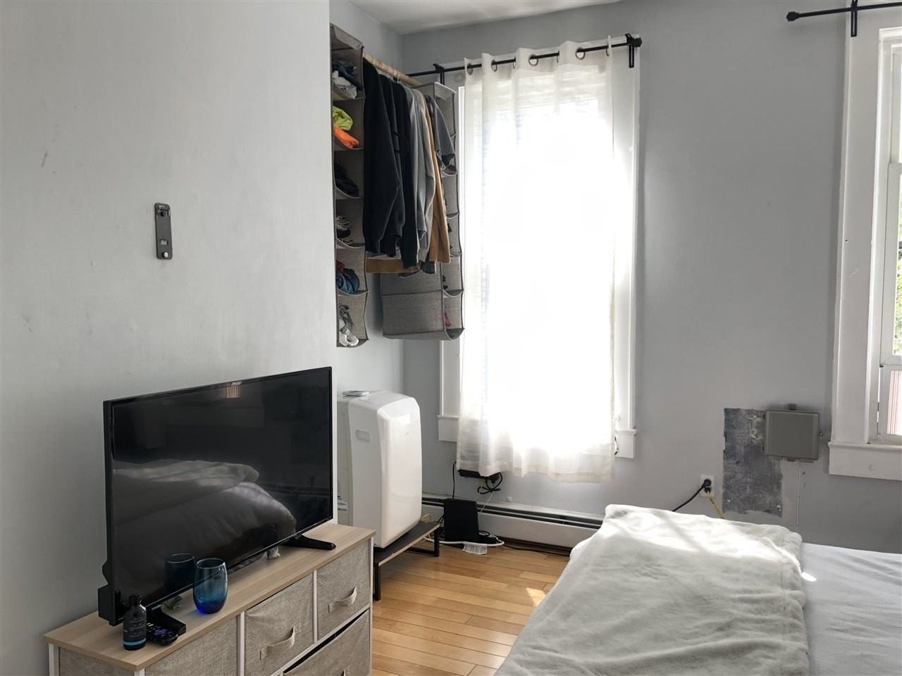 466 Monmouth St #2R - Photo 5 of 14