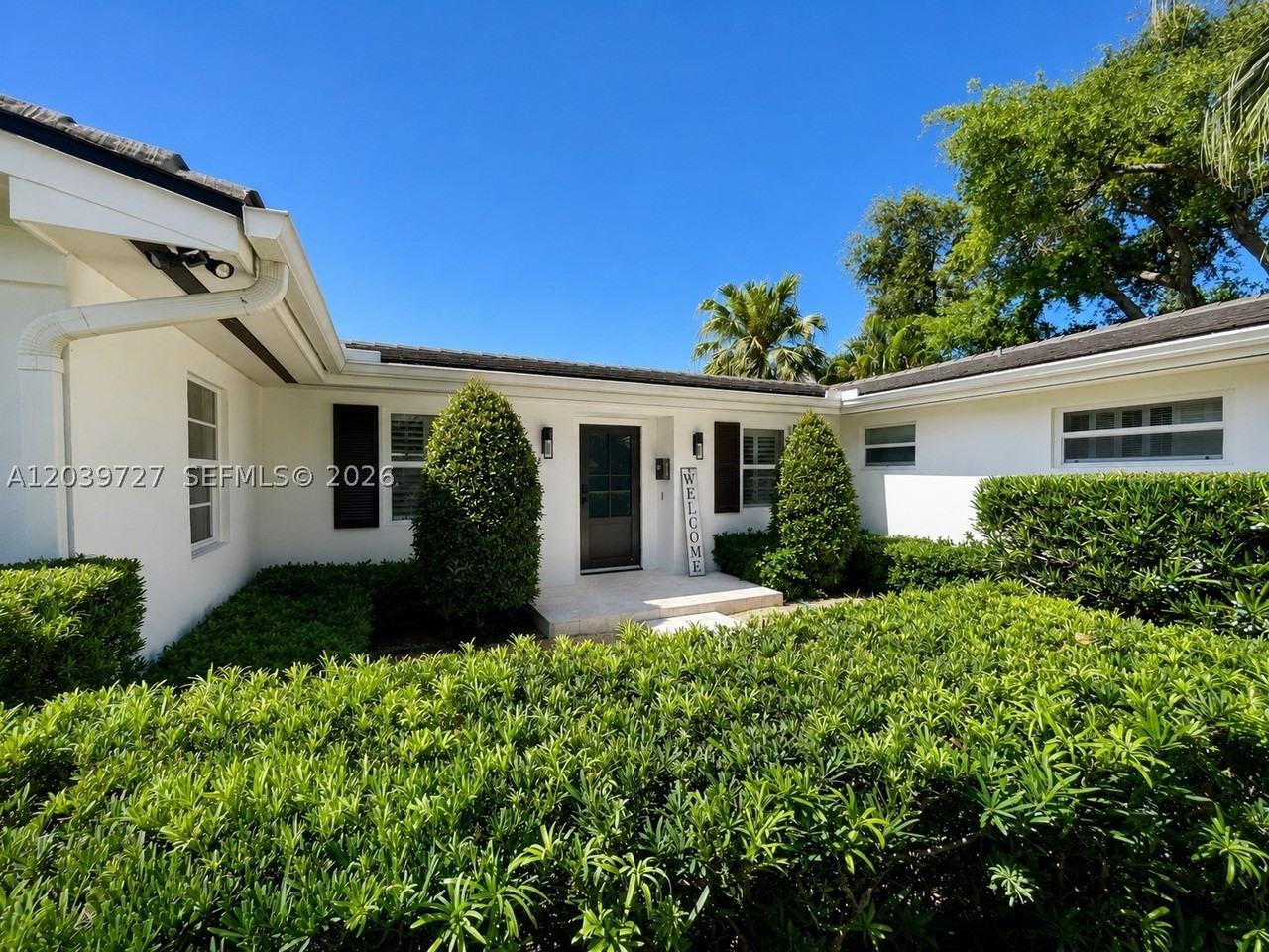 8725 Sw 160th St - Photo 3 of 17