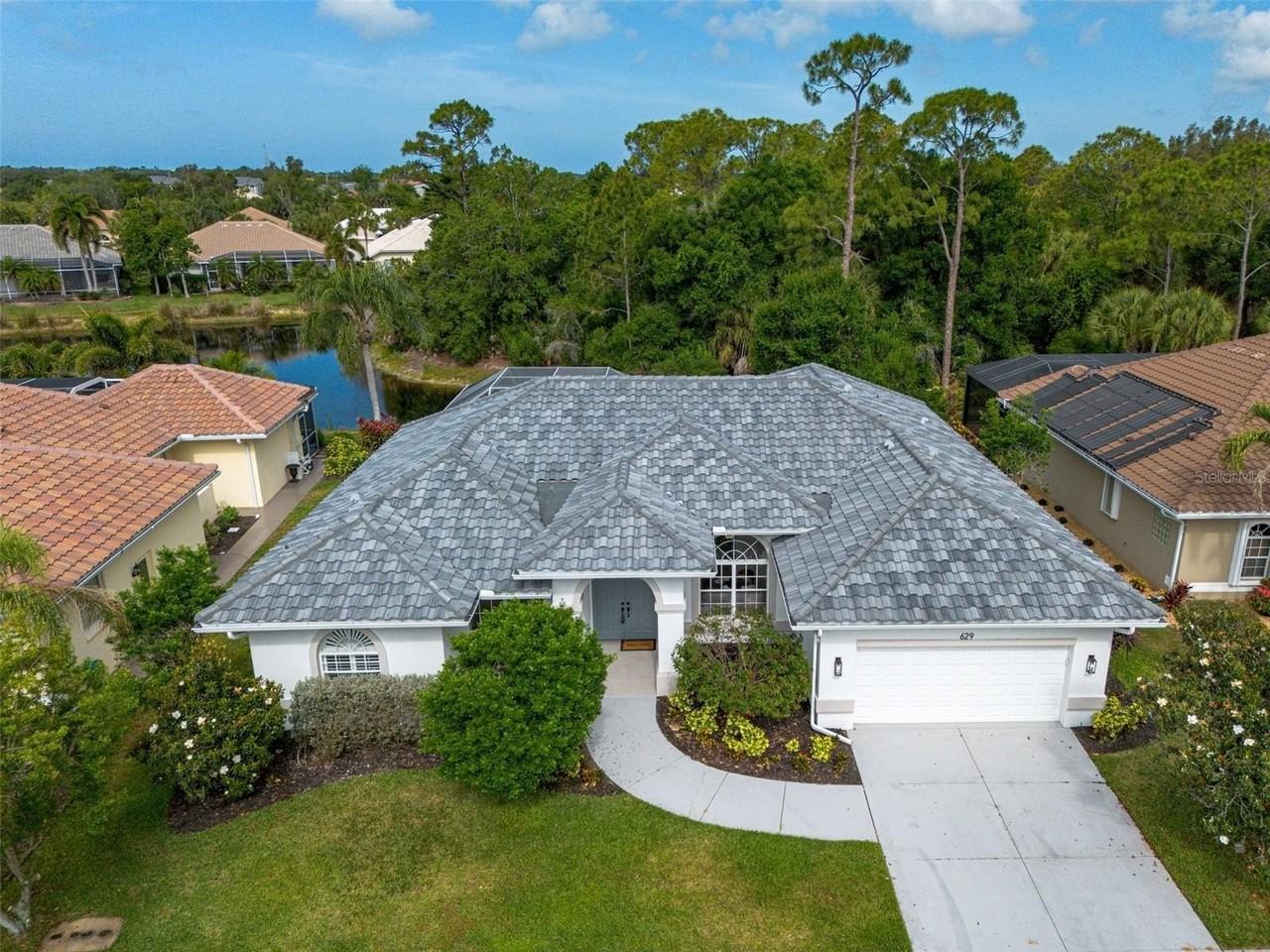 629 Sawgrass Bridge Rd - Photo 3 of 50