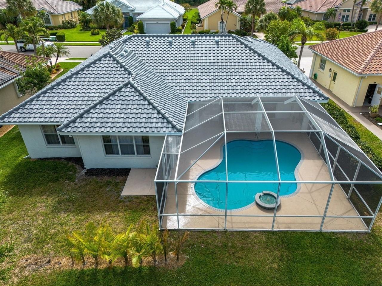 629 Sawgrass Bridge Rd - Photo 7 of 50