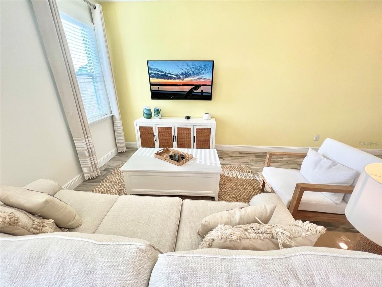 2989 Caribbean Soul Dr - Photo 5 of 50
