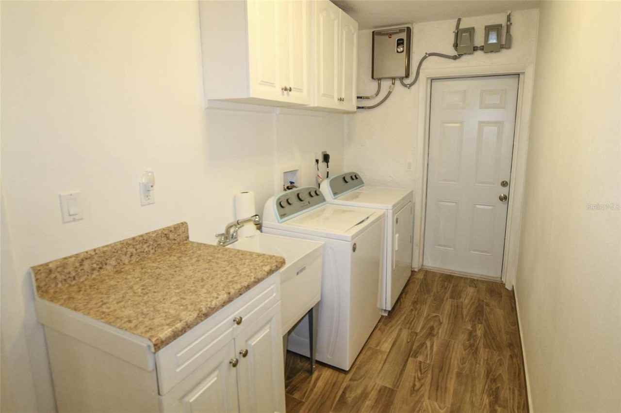 1444 Overcash Dr - Photo 7 of 13